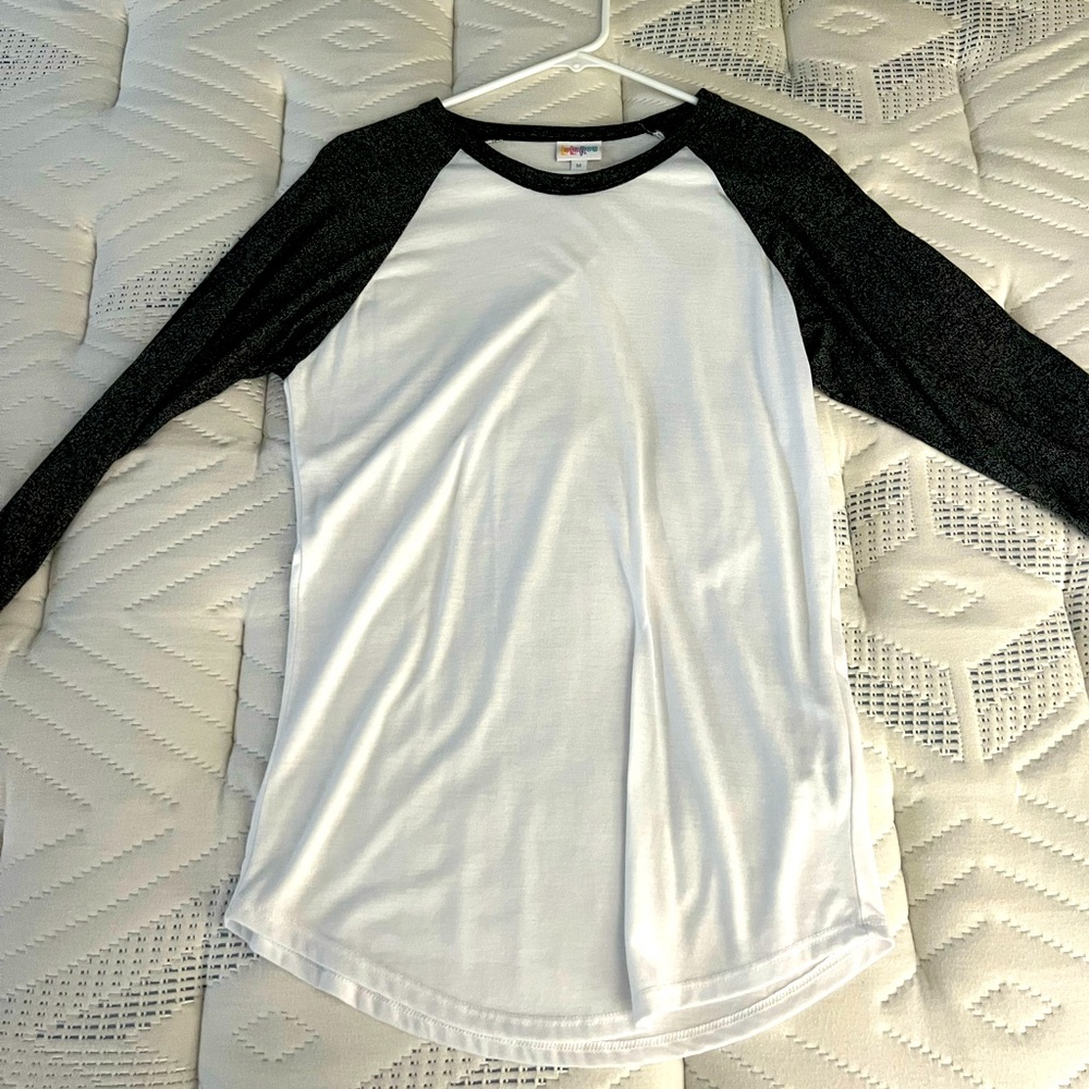 Baseball style tee raglan